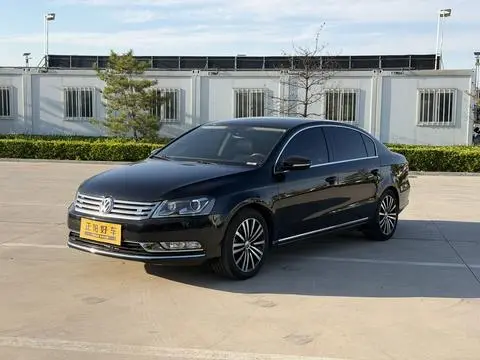 Volkswagen Magotan 2012