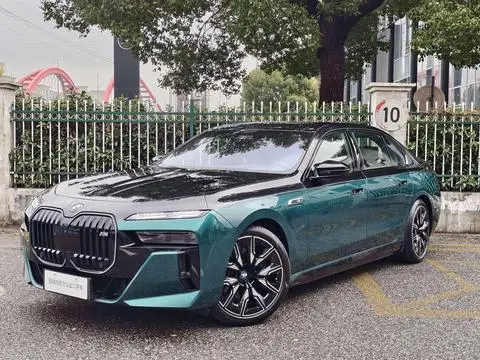 BMW i7 2023