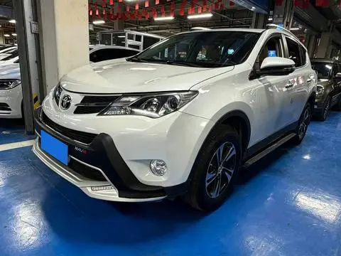 Toyota RAV4 2015