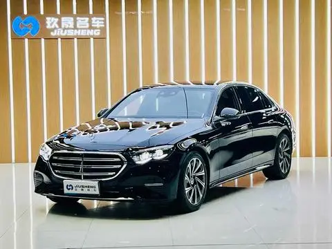 Mercedes-Benz E-Class 2025