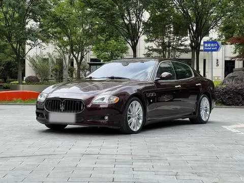 Maserati Quattroporte 2011