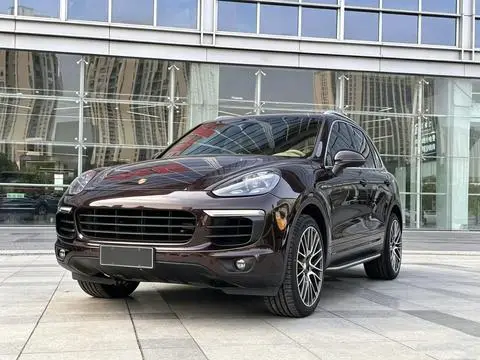 Porsche Cayenne 2016 — фото 1