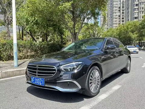 Mercedes-Benz E-Class 2023