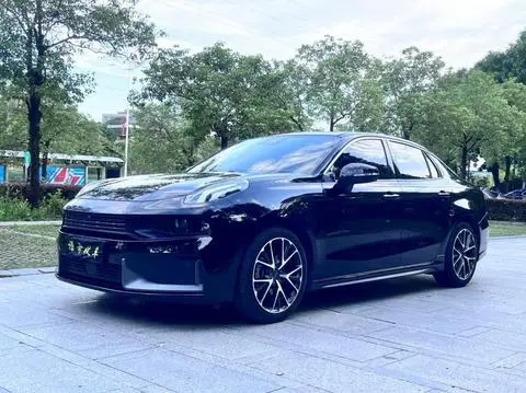 Lynk & Co 03 2019
