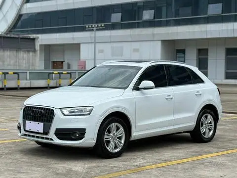 Audi Q3 2015