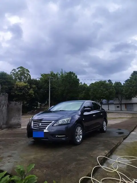 Nissan 轩逸 2012