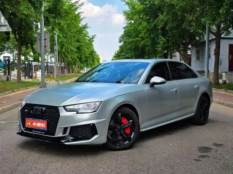 Audi A4L 2017