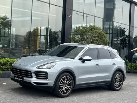 Porsche Cayenne 2020 — фото 1