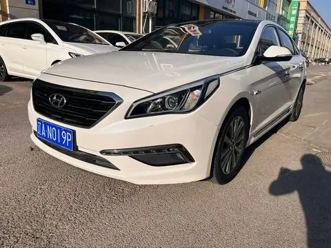 Hyundai 索纳塔九 2015