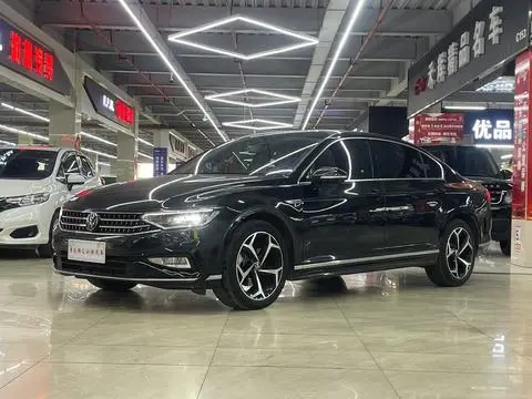 Volkswagen Magotan 2023