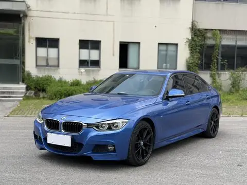 BMW 3 Series 2018 — фото 1