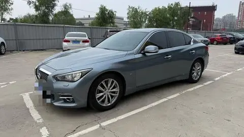 Infiniti Q50 2014