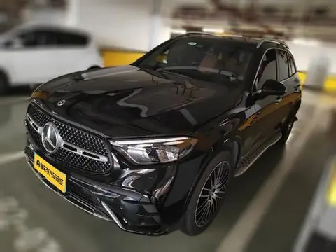 Mercedes-Benz GLC 2023