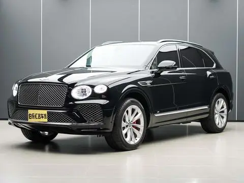 Bentley Bentayga 2022 — фото 1