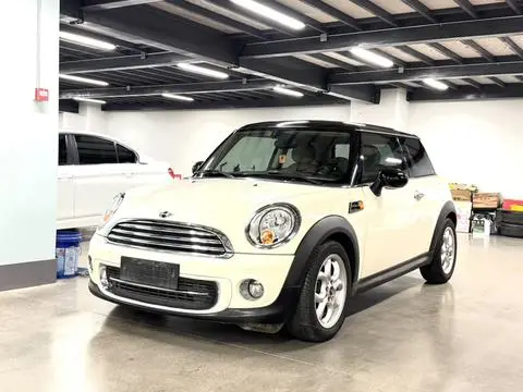 MINI MINI 2012
