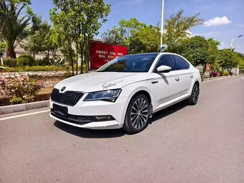 Skoda Superb 2019