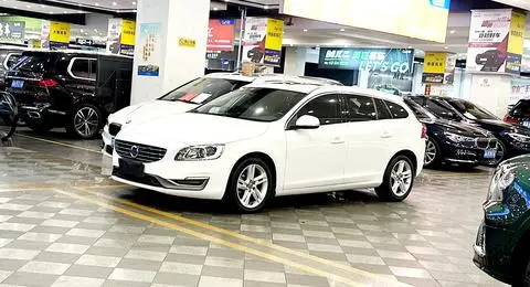 Volvo V60 2014