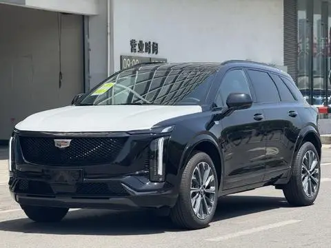 Cadillac XT5 2025