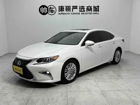 Lexus ES 2016