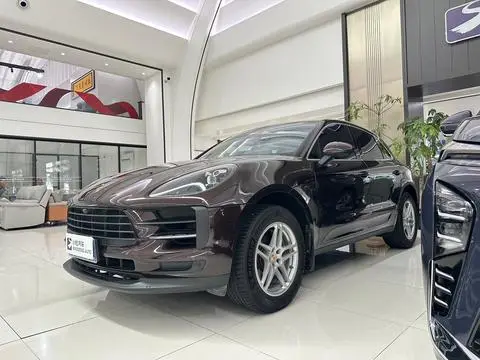 Porsche Macan 2021