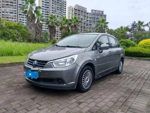 Venucia D50 2013