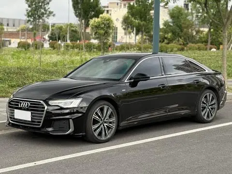 Audi A6L 2022