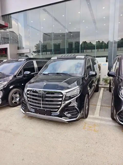Mercedes-Benz 威霆 2021
