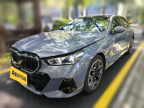 BMW 5 Series 2025