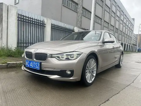 BMW 3 Series 2018 — фото 1