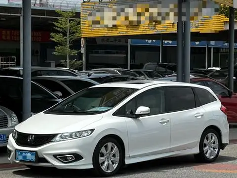 Honda Jade 2016