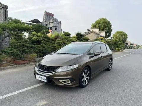 Honda Jade 2014