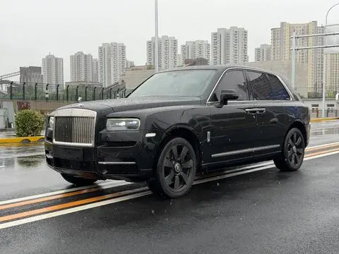 Rolls Royce Cullinan 2018