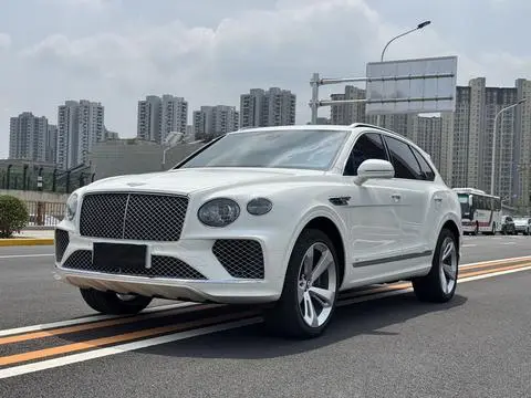 Bentley 添越 2021