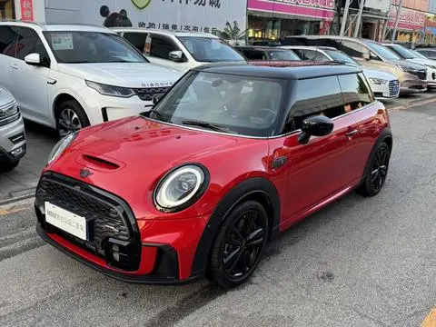 MINI MINI 2023