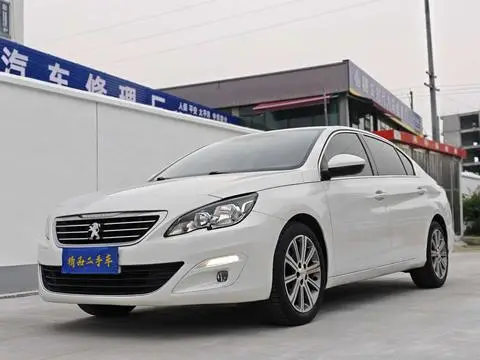 Peugeot 408 2014 — фото 1