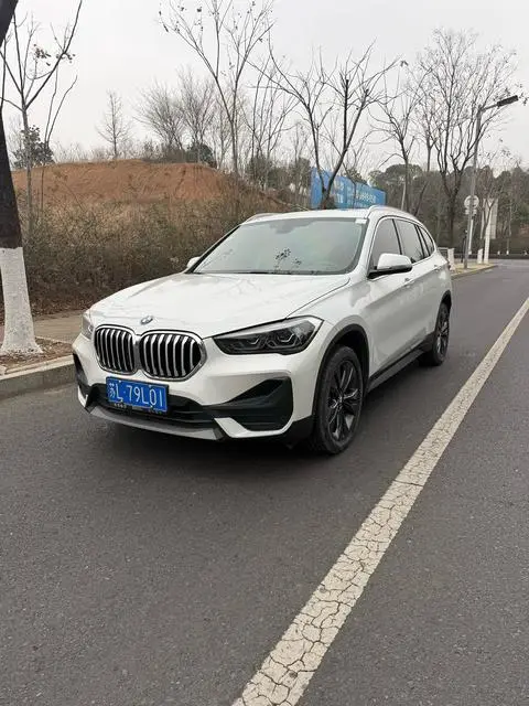 BMW X1 2020 — фото 1