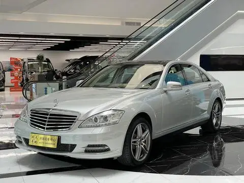 Mercedes-Benz S-Class 2008