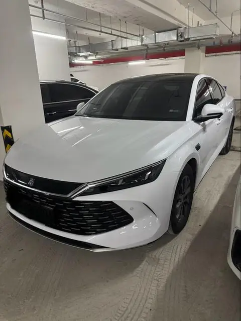 BYD 秦L DM 2025 — фото 1