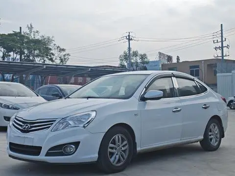 Hyundai 悦动 2011