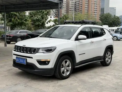 Jeep 指南者 2017
