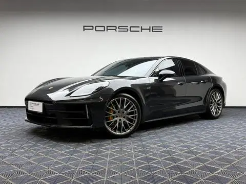 Porsche Panamera 2024