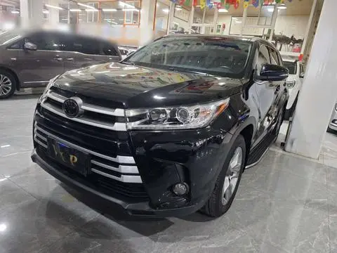 Toyota Highlander 2021