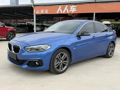 BMW 1 Series 2018 — фото 1