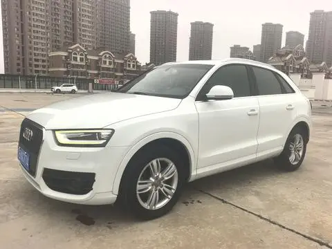 Audi Q3 2013 — фото 1