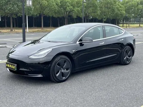 Tesla Model 3 2020