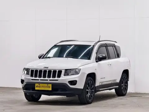 Jeep 指南者 2013