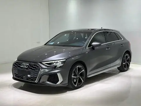 Audi A3 2022 — фото 1