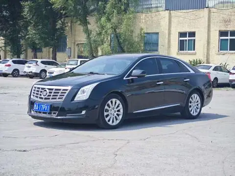 Cadillac XTS 2015 — фото 1