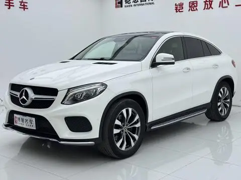Mercedes-Benz GLE轿跑 2017 — фото 1