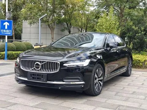 Volvo S90 2022